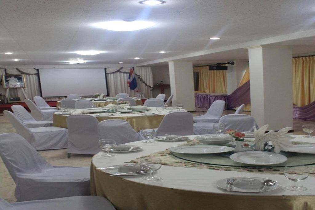 Phitsanulok Orchid Hotel Bagian luar foto